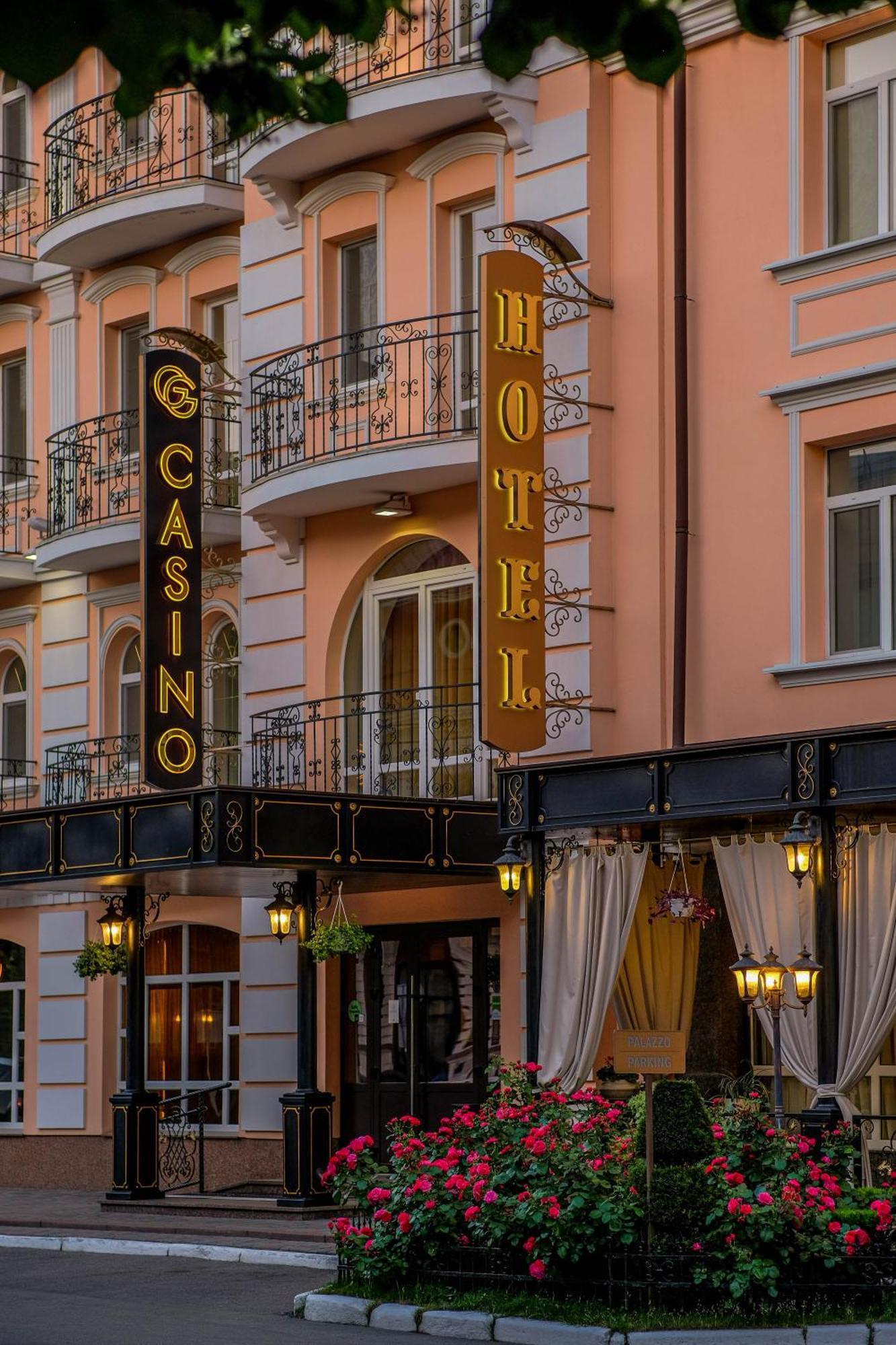 Premier Hotel Palazzo Poltava Exteriér fotografie